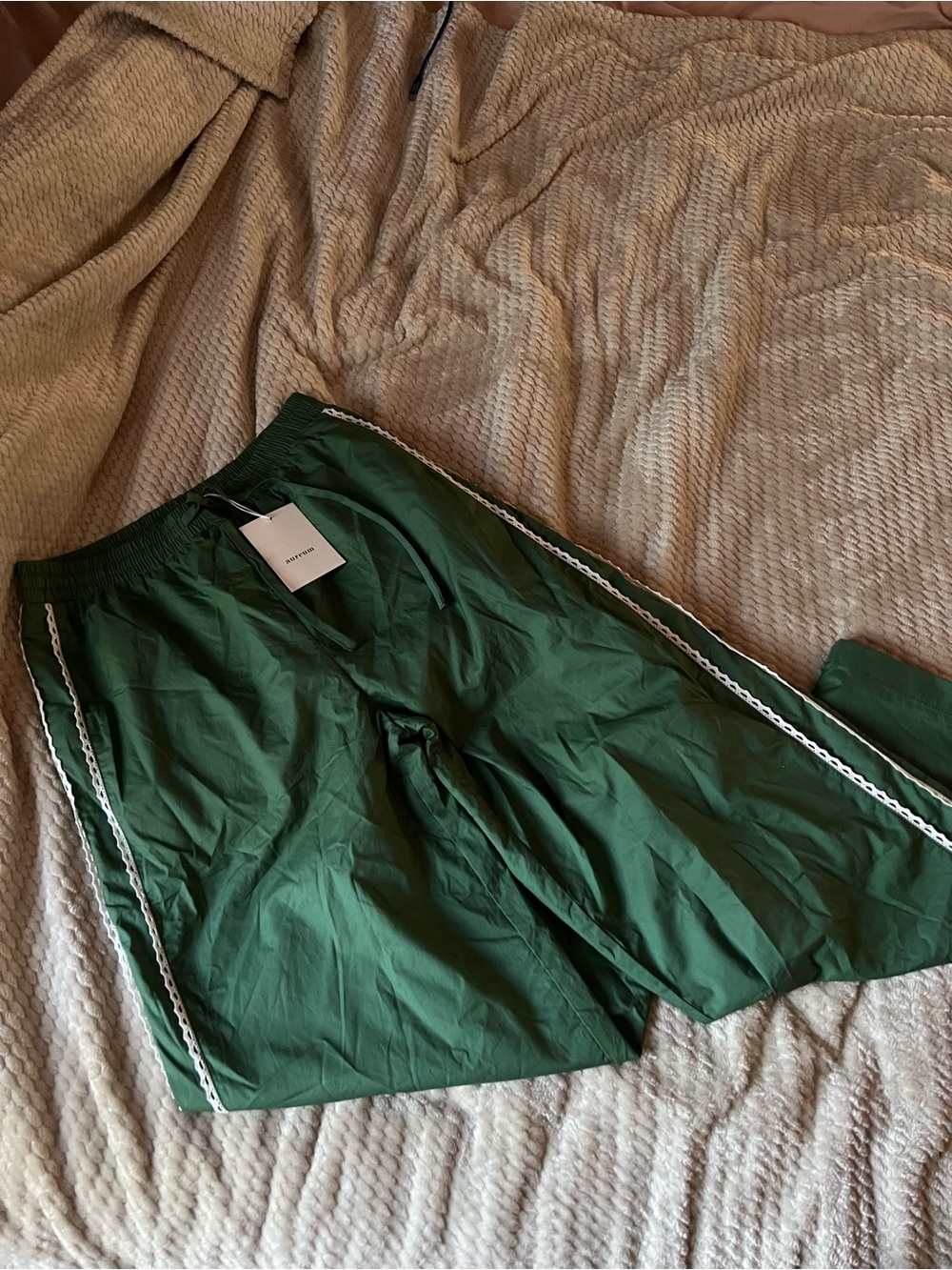AUREUM Forest Green Men's Joggers with White Side Piping